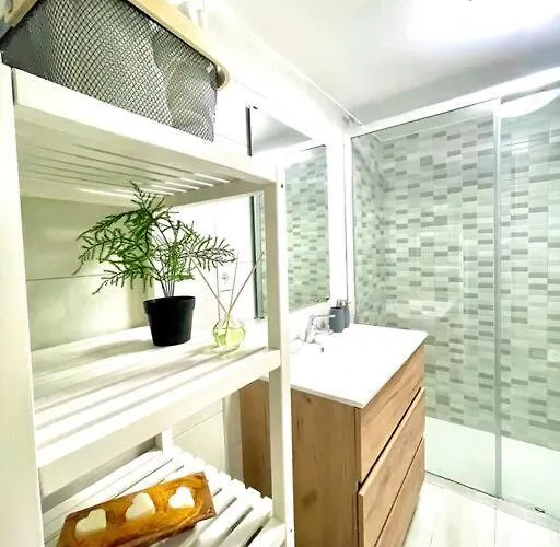 Piso En San Mames A 10 Minutos De La Catedral Appartement León